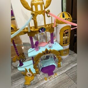 My Little Pony: A New Generation Movie Royal Racing Ziplines castle playset
